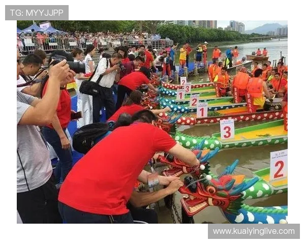 官方飞艇直播全程覆盖精彩赛事与幕后故事精彩呈现